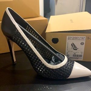 Zara size 9 🖤